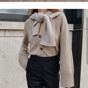 Elegant Beige Women's Cardigan